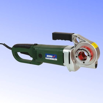 Gwintownica elektryczna do rur 1800W 526 Nm zestaw DED7511 DEDRA