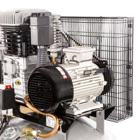 AIRPRESS Kompresor pionowy dwutłokowy 270L 4 kW VK 700-270 PRO