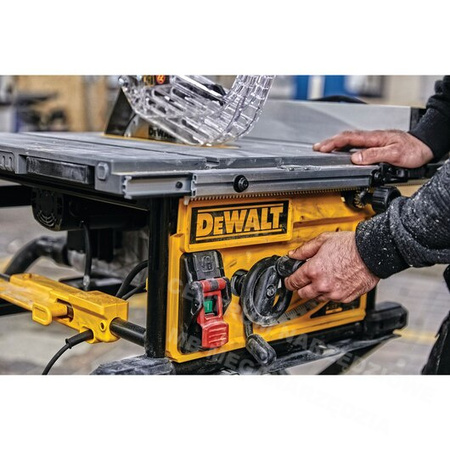 Pilarka stołowa 250 mm 2000 W DWE7492-QS DEWALT