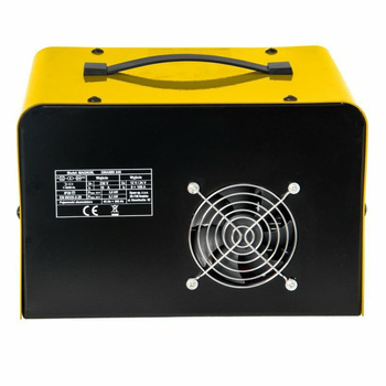 Prostownik DINAMIK 640 12 i 24 V 100 A rozruch 520A 20769 MAGNUM